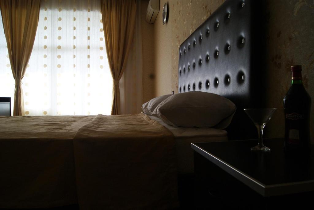 Avand Hotel Baku Chambre photo